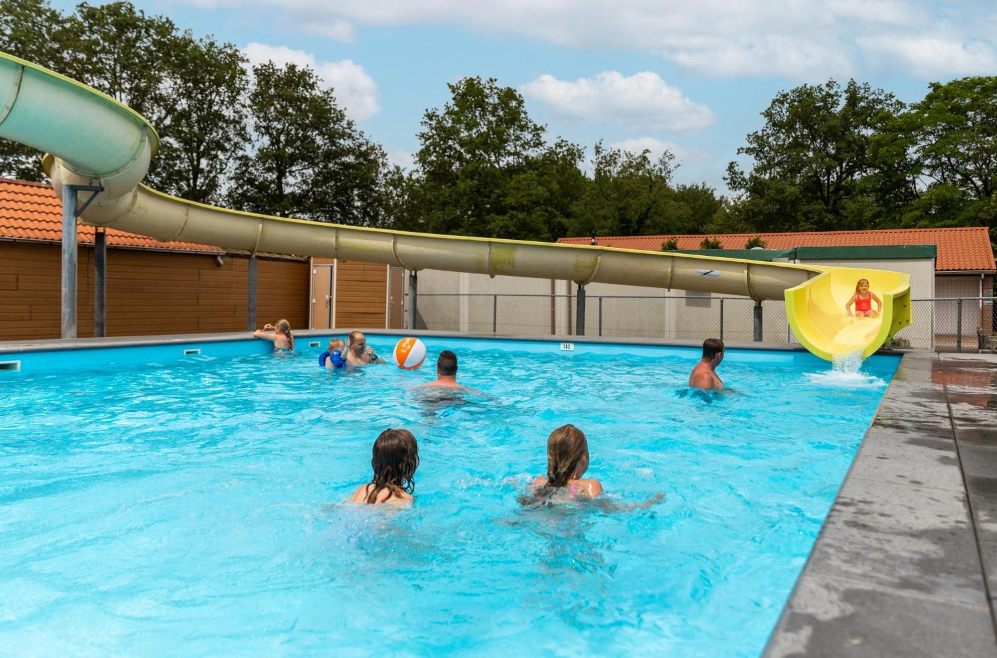 Recreatiepark De Tien Heugten Schoonloo 外观 照片