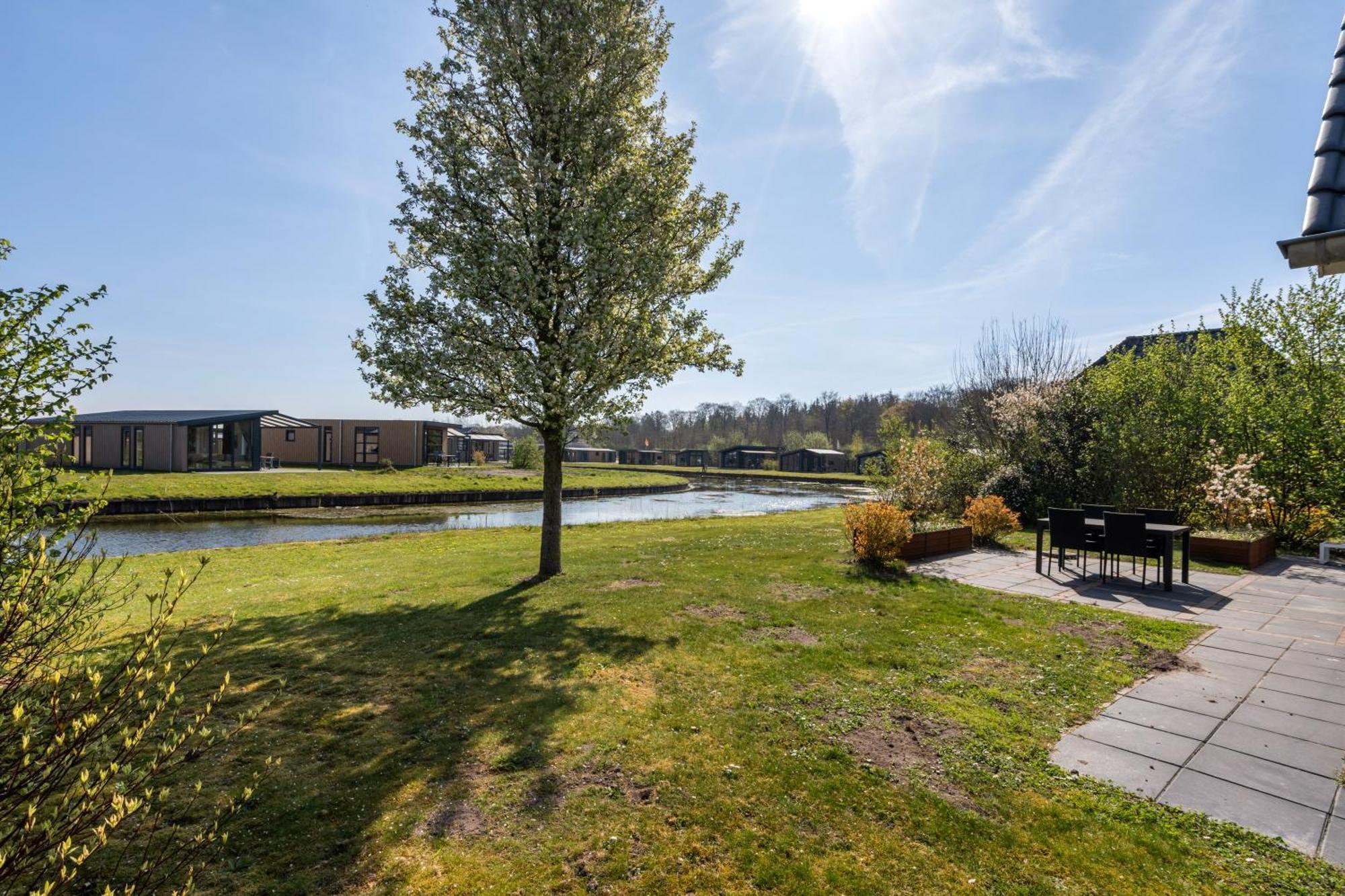 Recreatiepark De Tien Heugten Schoonloo 外观 照片